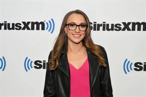 Kat Timpf Colon Surgery Details: Autoimmune。